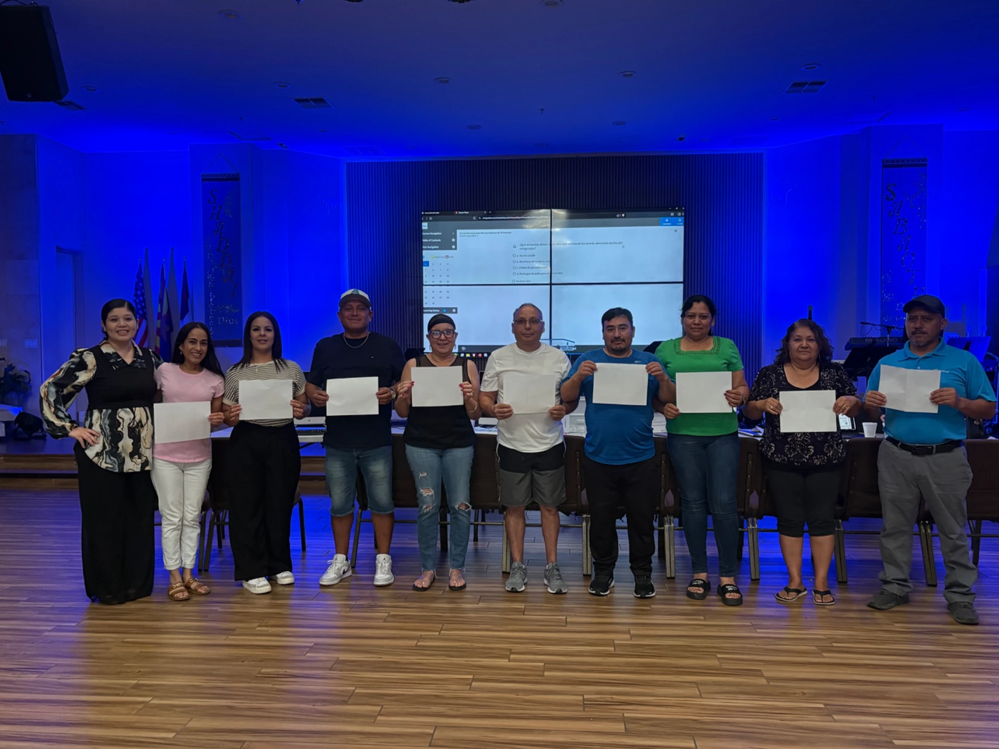 Graduación del curso de manejo de alimentos