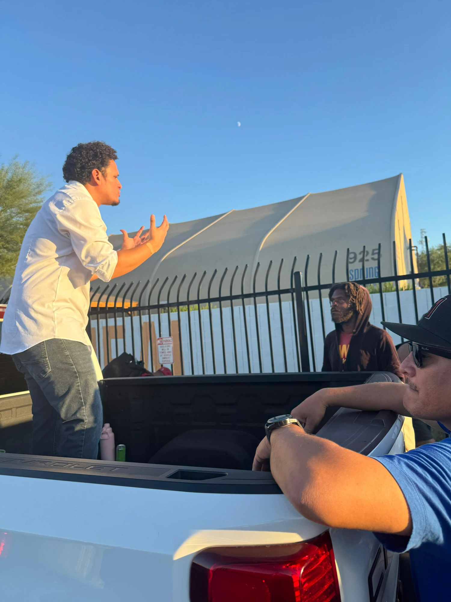 Alcance a personas sin hogar — Tempe