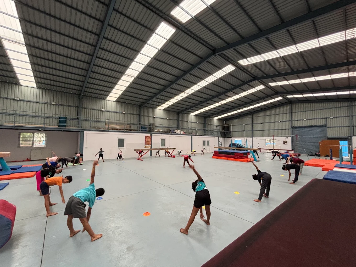 Beginner / Intermediate Gymnastics