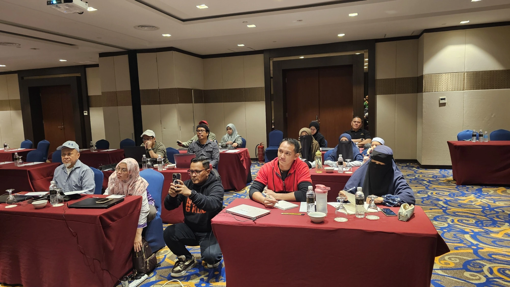 Roadtour Kuching - Conference Hall Wide View