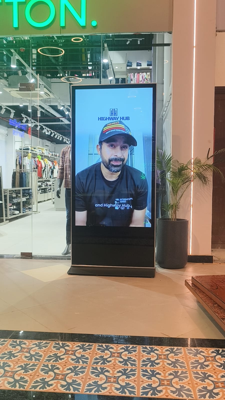 LED display installation reference