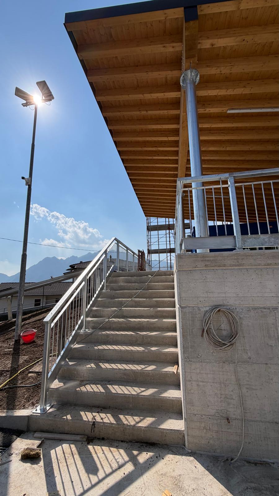 Complesso di passerelle sopraelevate — vista di cantiere